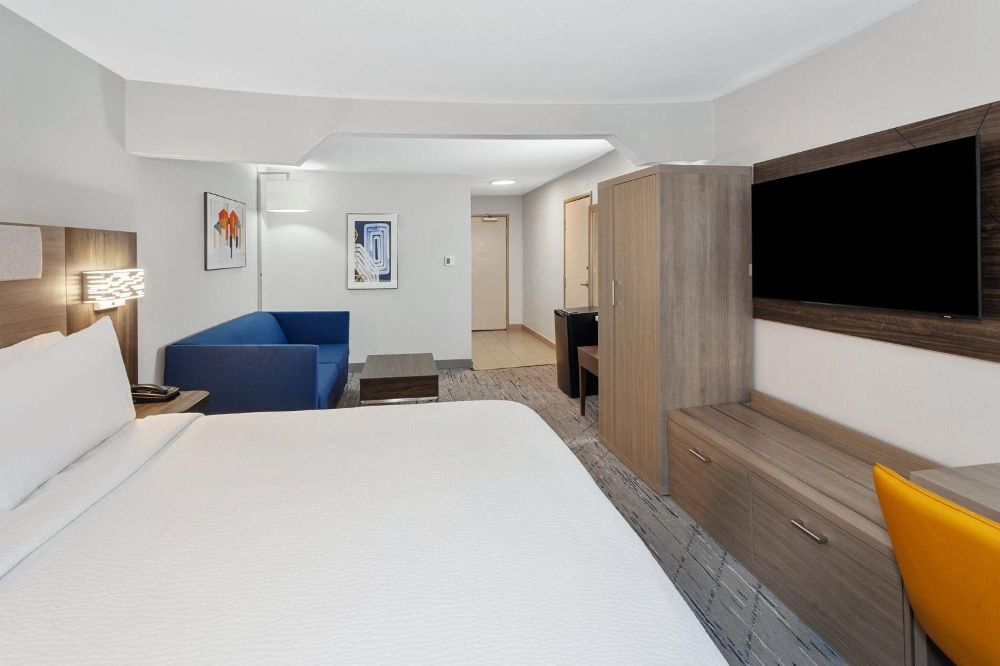 Holiday Inn Express & Suites Carmel North - Westfield By Ihg Esterno foto
